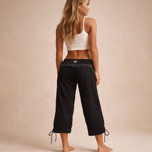 ROXY Black Women's Cropped Surf Pants Yoga Capri Drawstring Hem Size Small